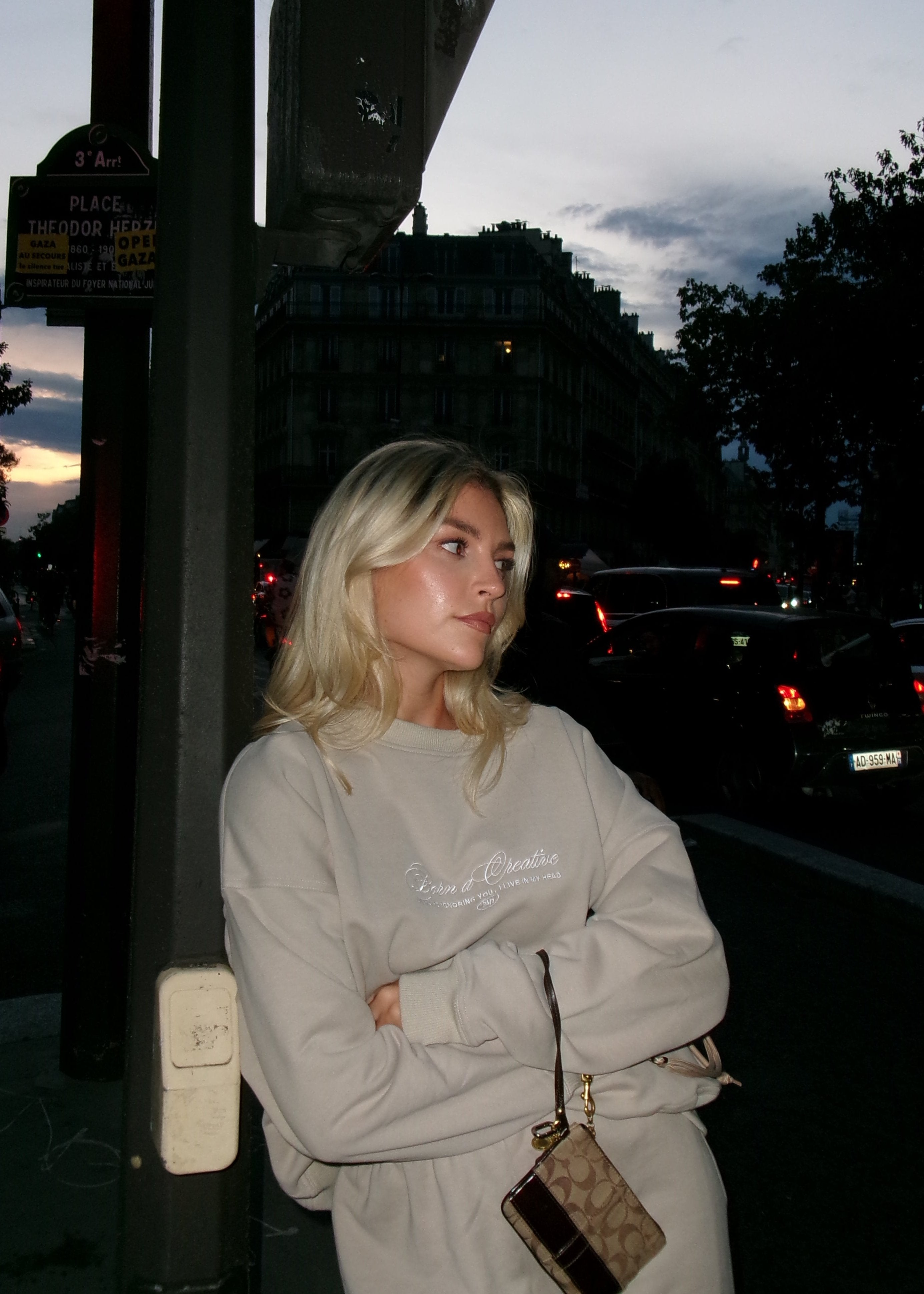 Comfort Zone Crewneck - Taupe
