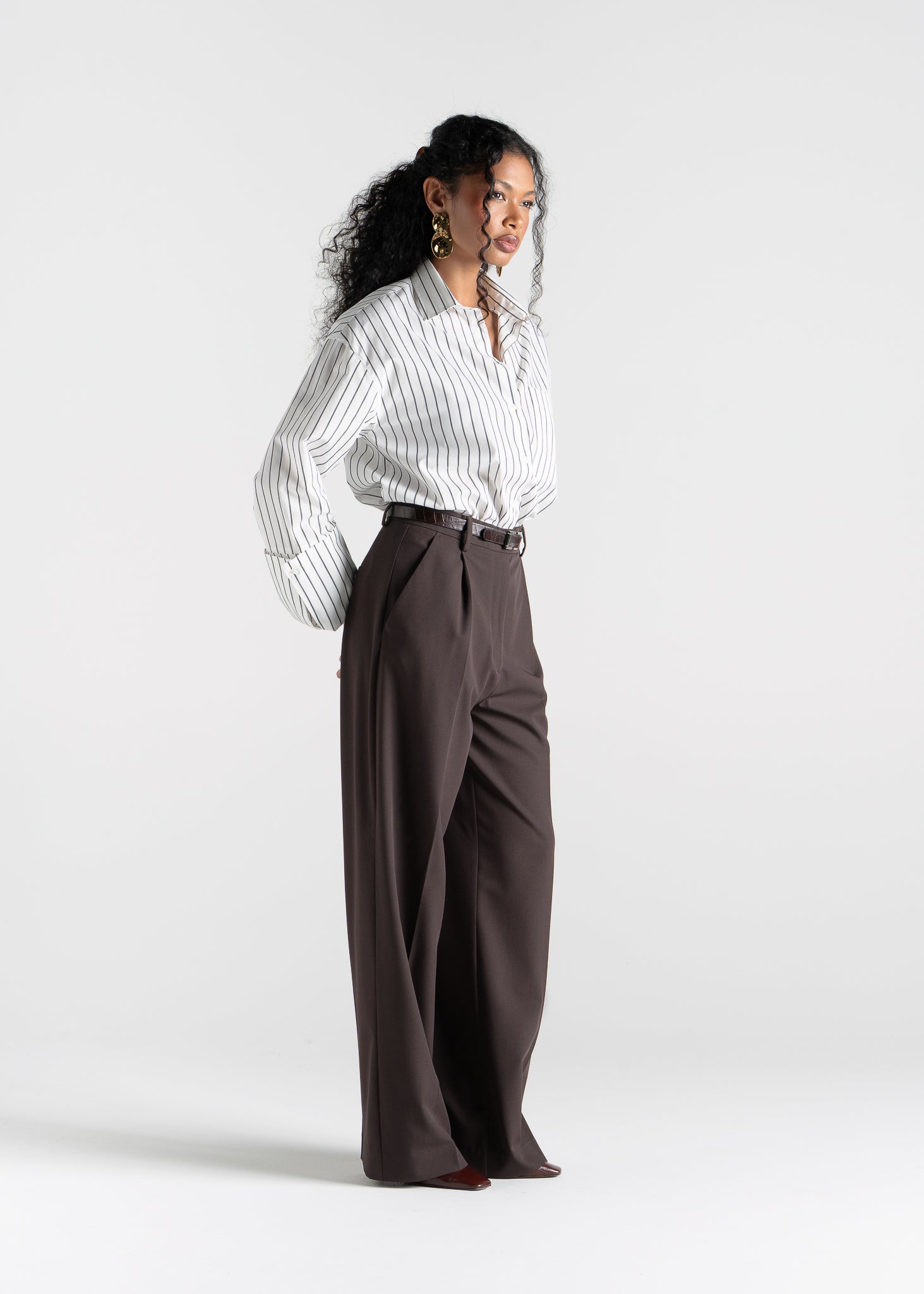 Gia Wide Cuff Cotton Shirt - White & Brown