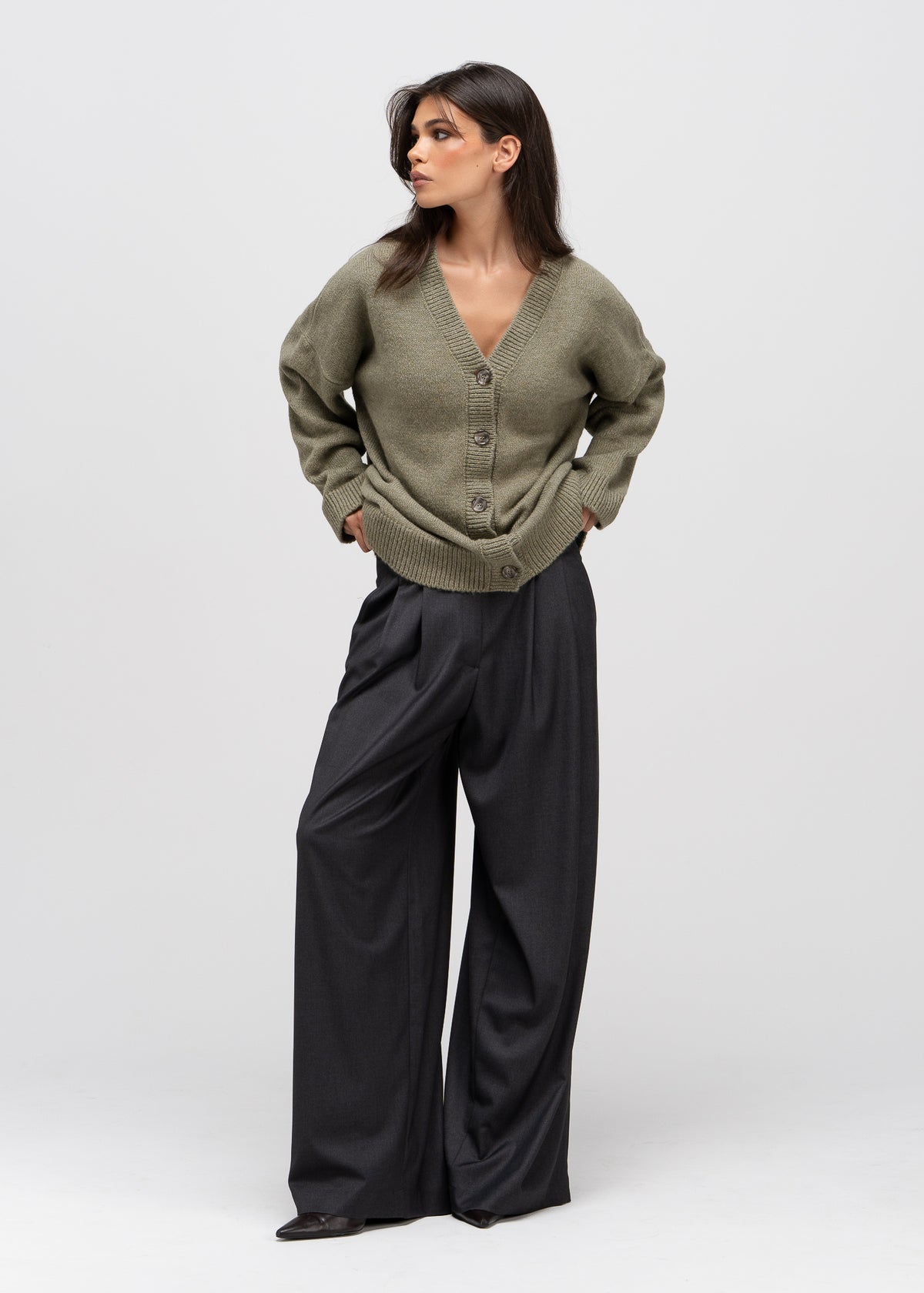 Milo Oversized V-Neck Cardigan – Sage Green