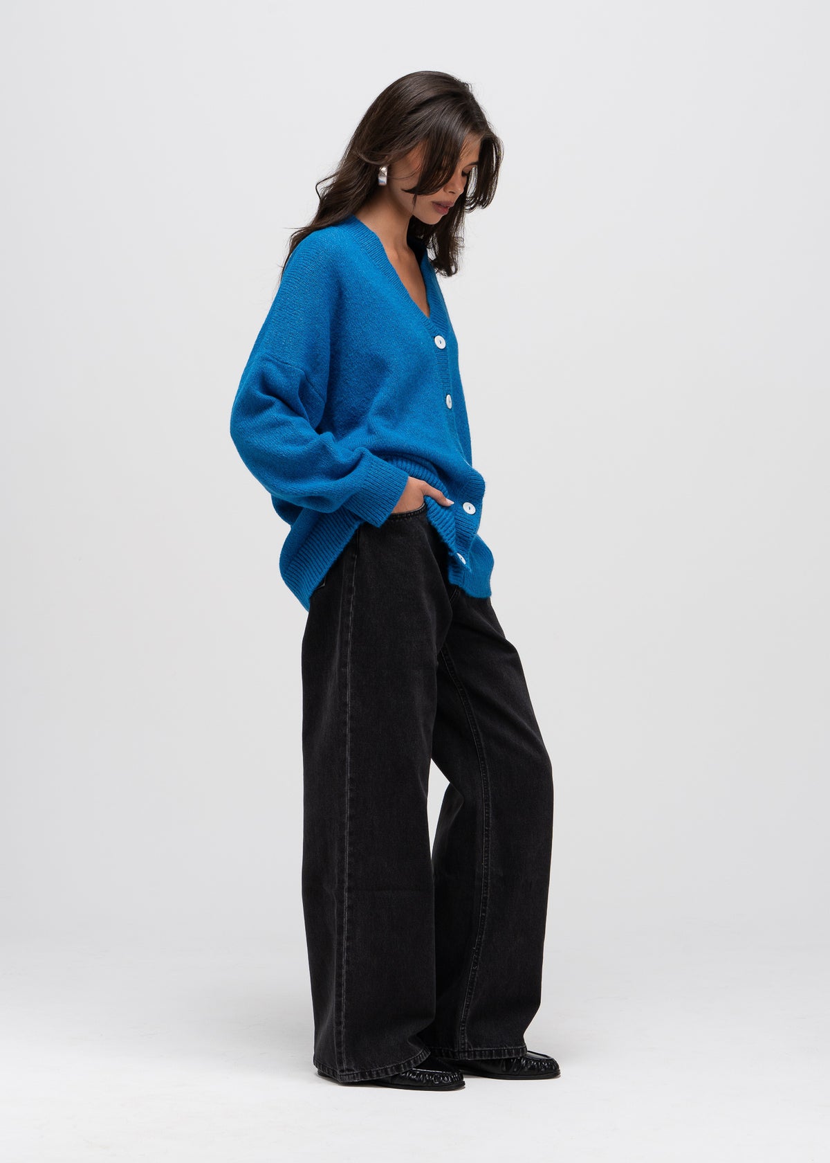 Milo Oversized V-Neck Cardigan – Cobalt Blue