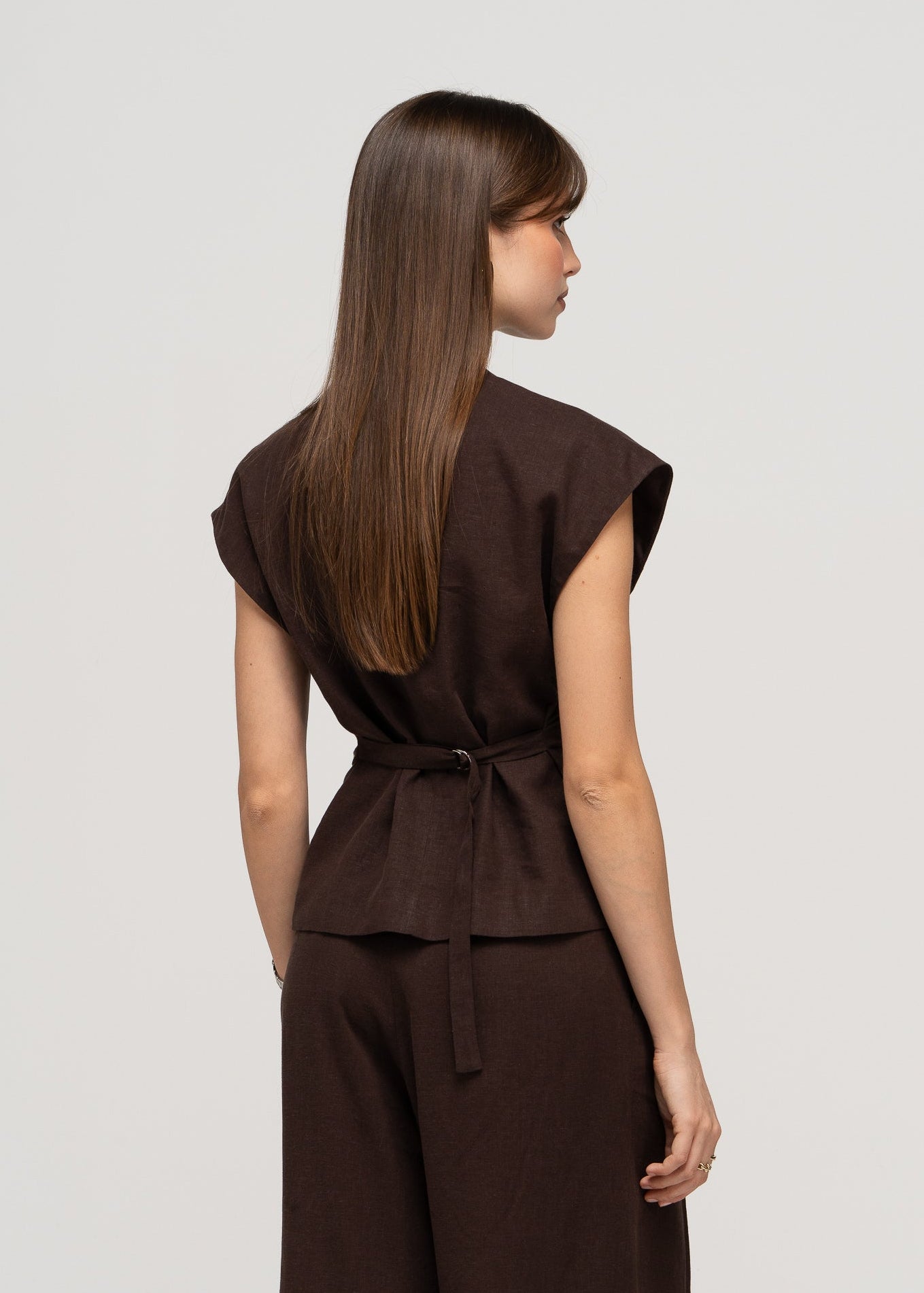 Nolla Adjustable Linen Vest - Brown