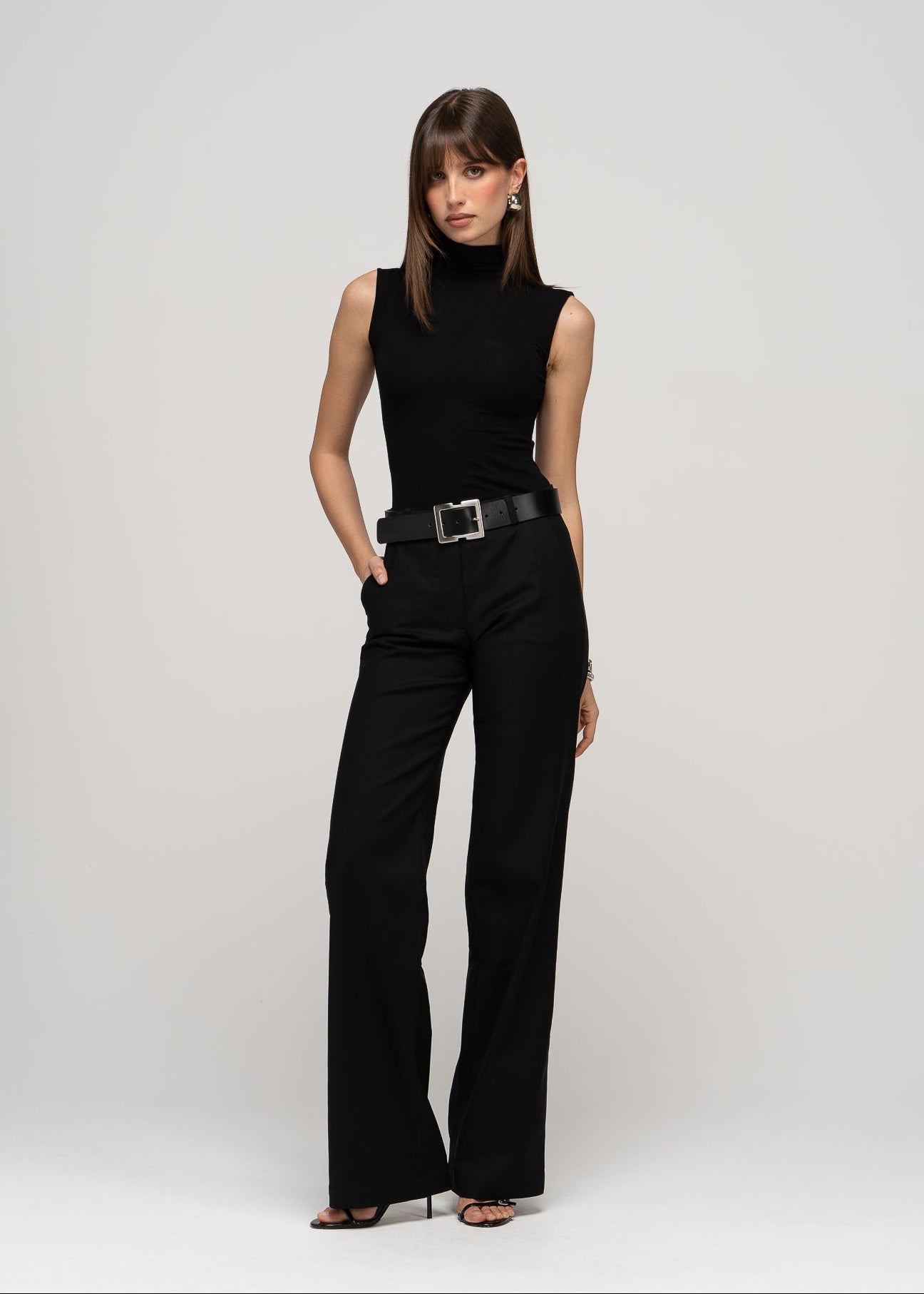 Petra Fitted High-Neck Top - Black