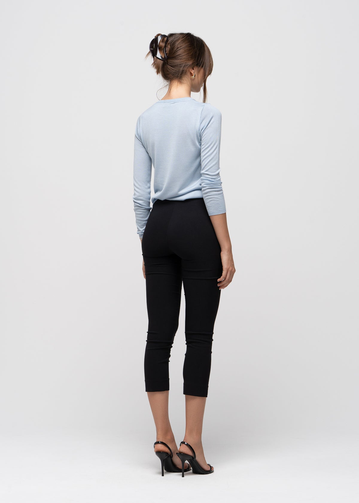 Sienna Belted 3/4 Capri Pants