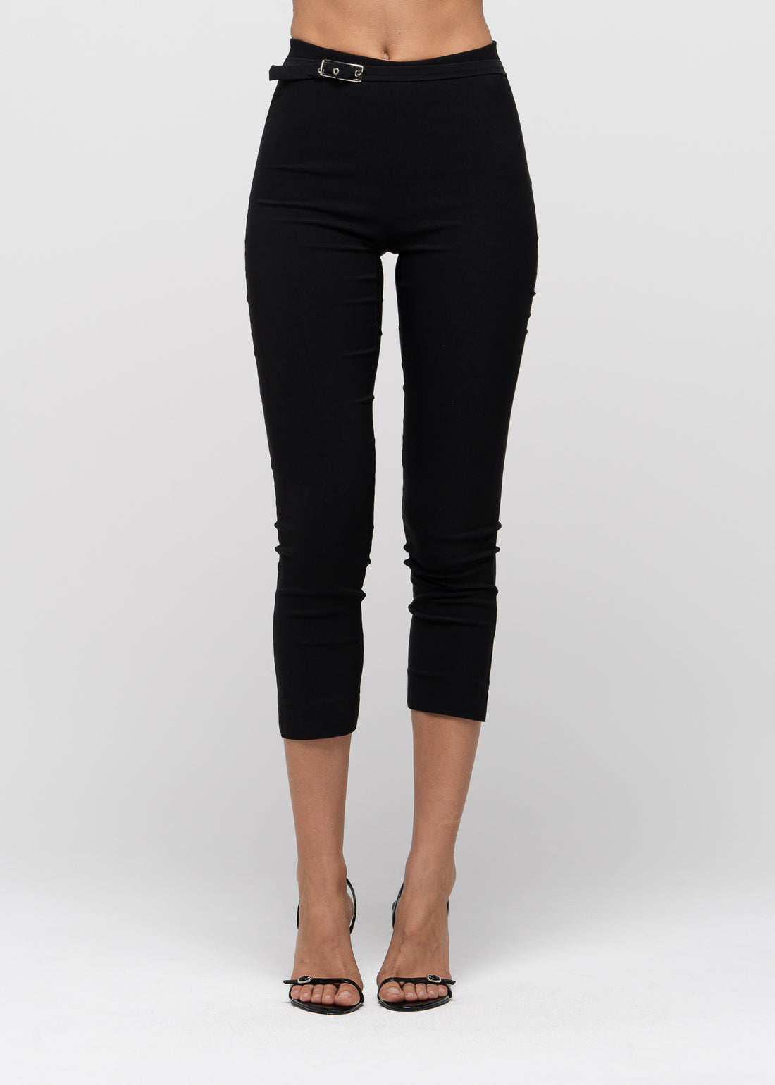 Sienna Belted 3/4 Capri Pants