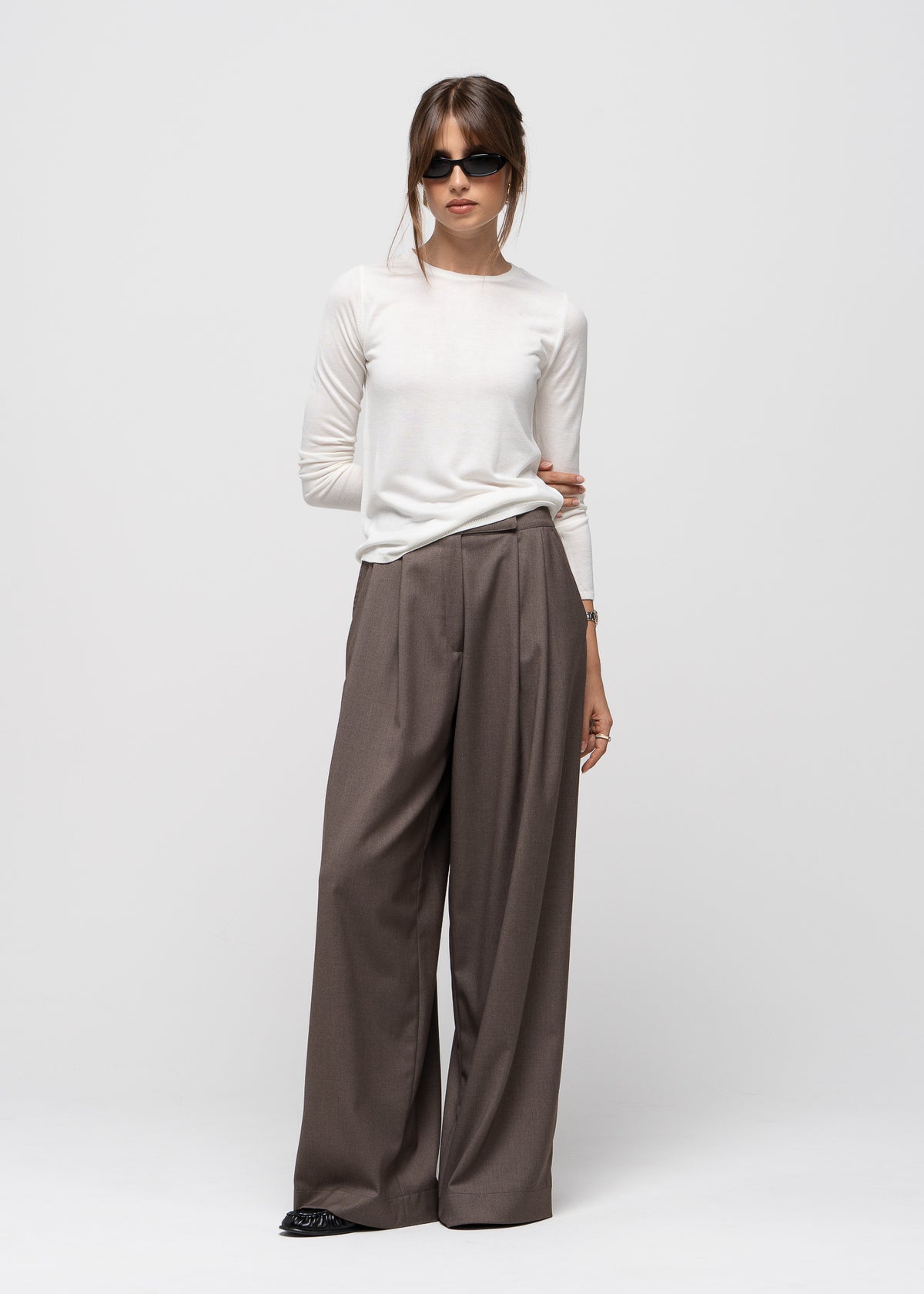 Emma Classic Crewneck Knit Sweater - Ecru