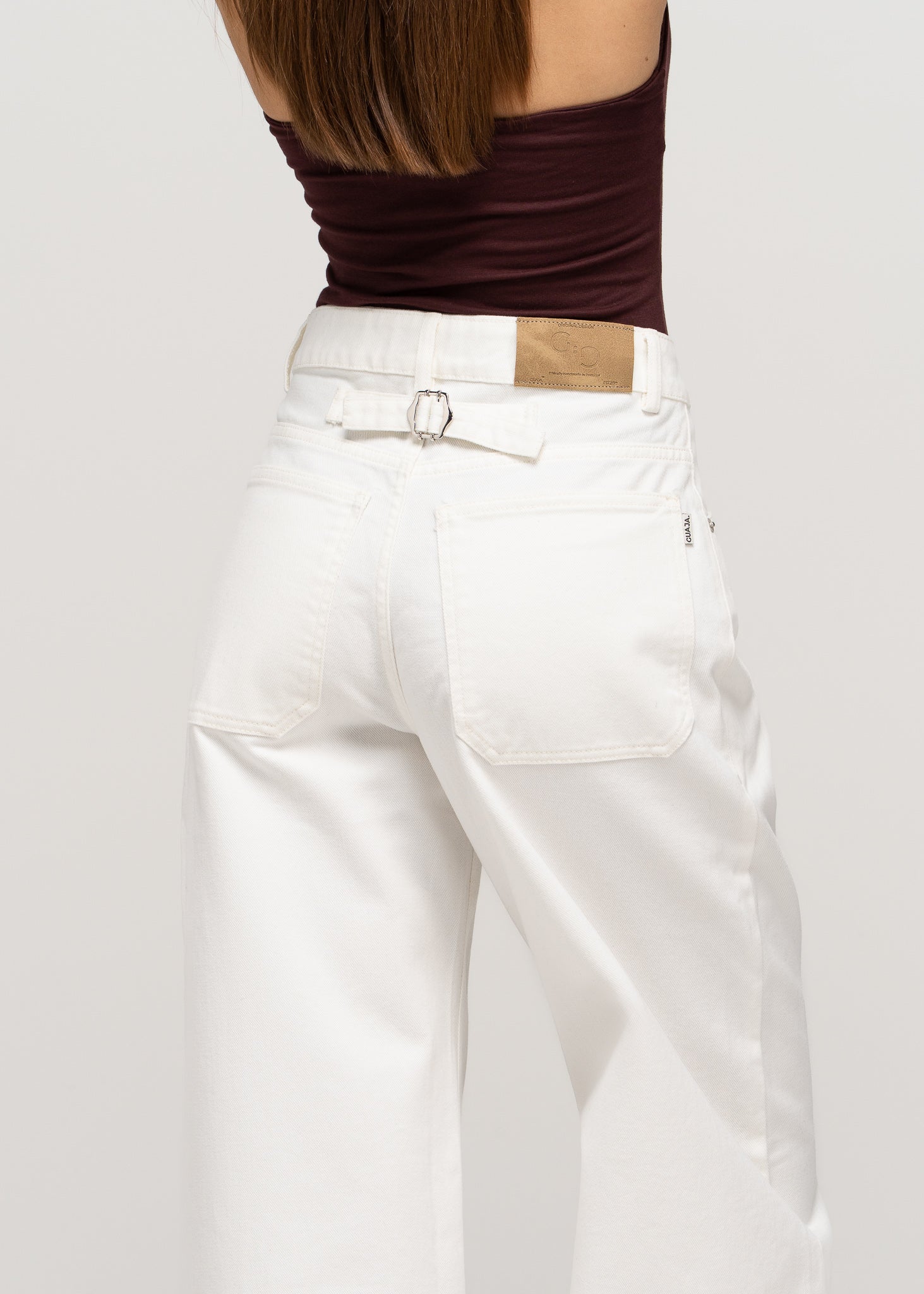 Ava Mid-Waist Barrel Jeans - White