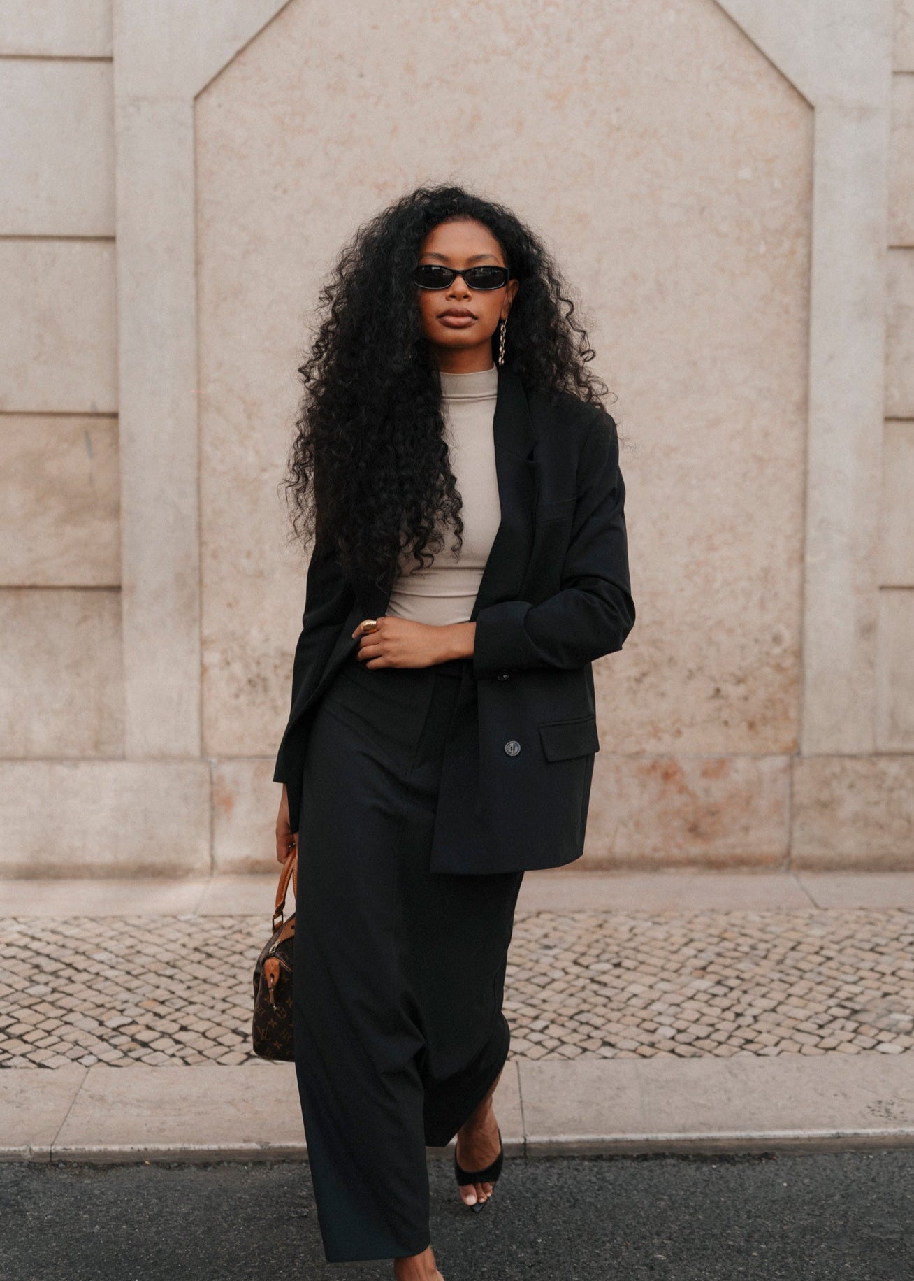 Keanu Tailored Mid-Waist Midi Skirt - Black