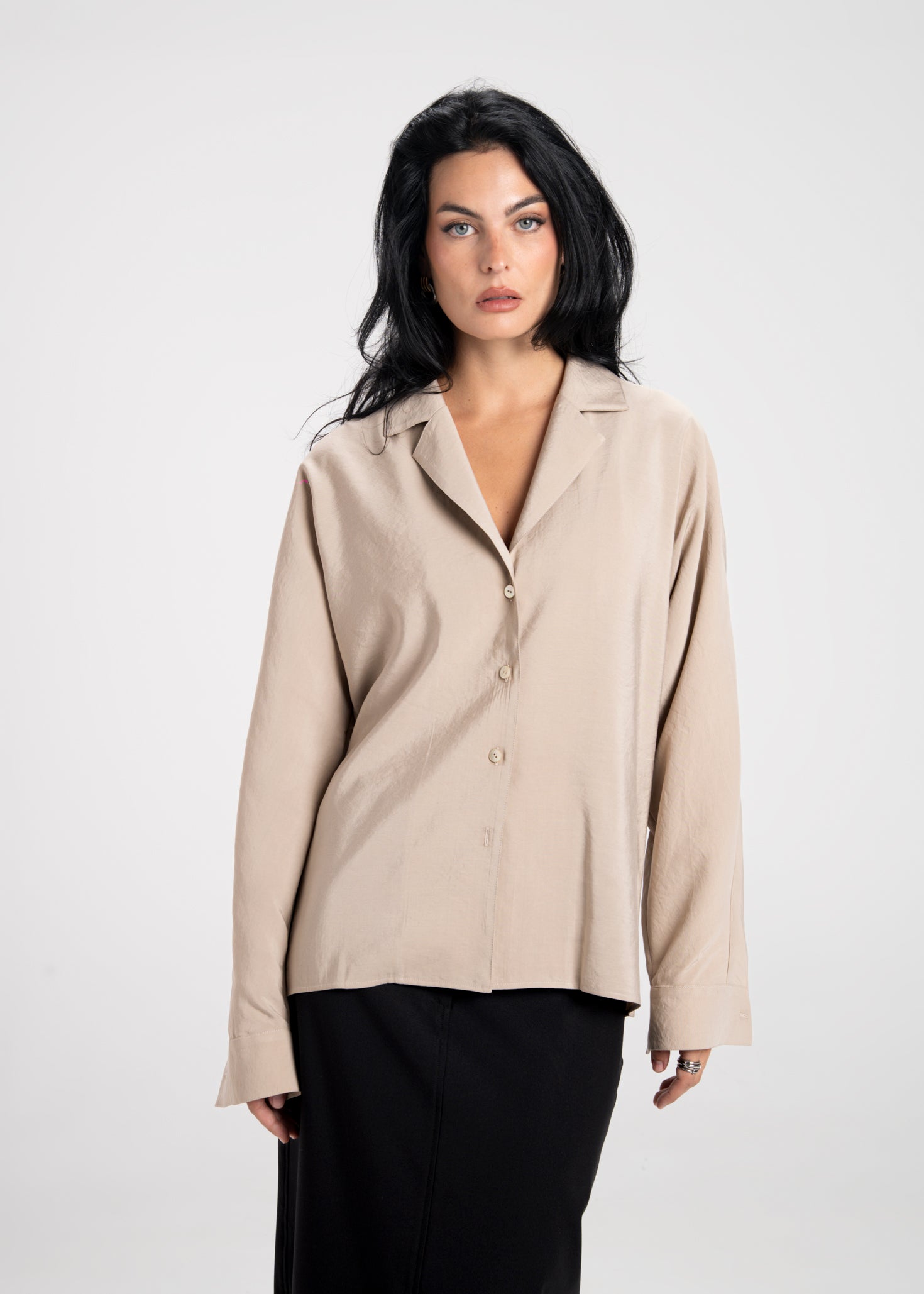 Lea Flowy Blouse With Collar