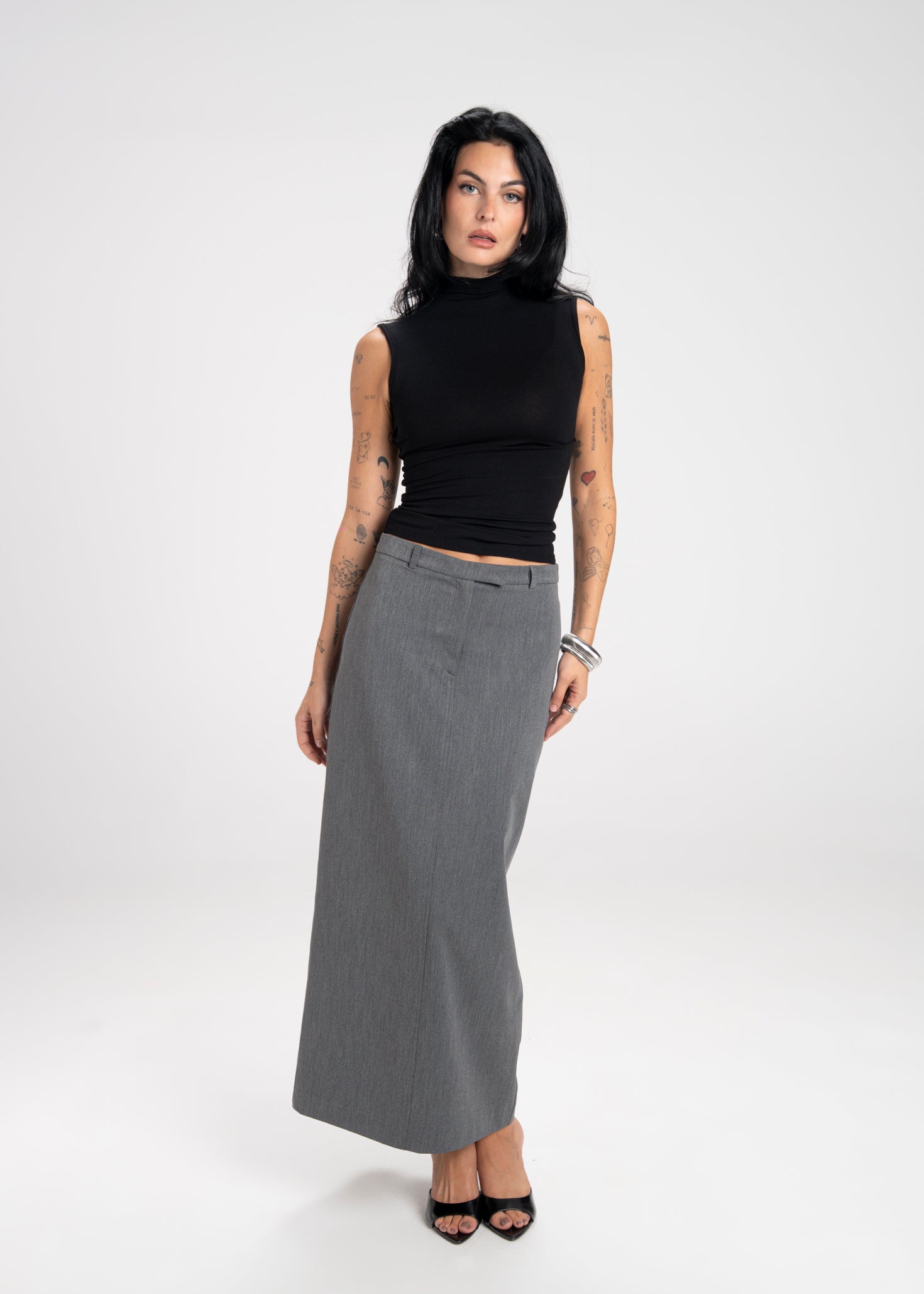 Petra Fitted High-Neck Top - Black