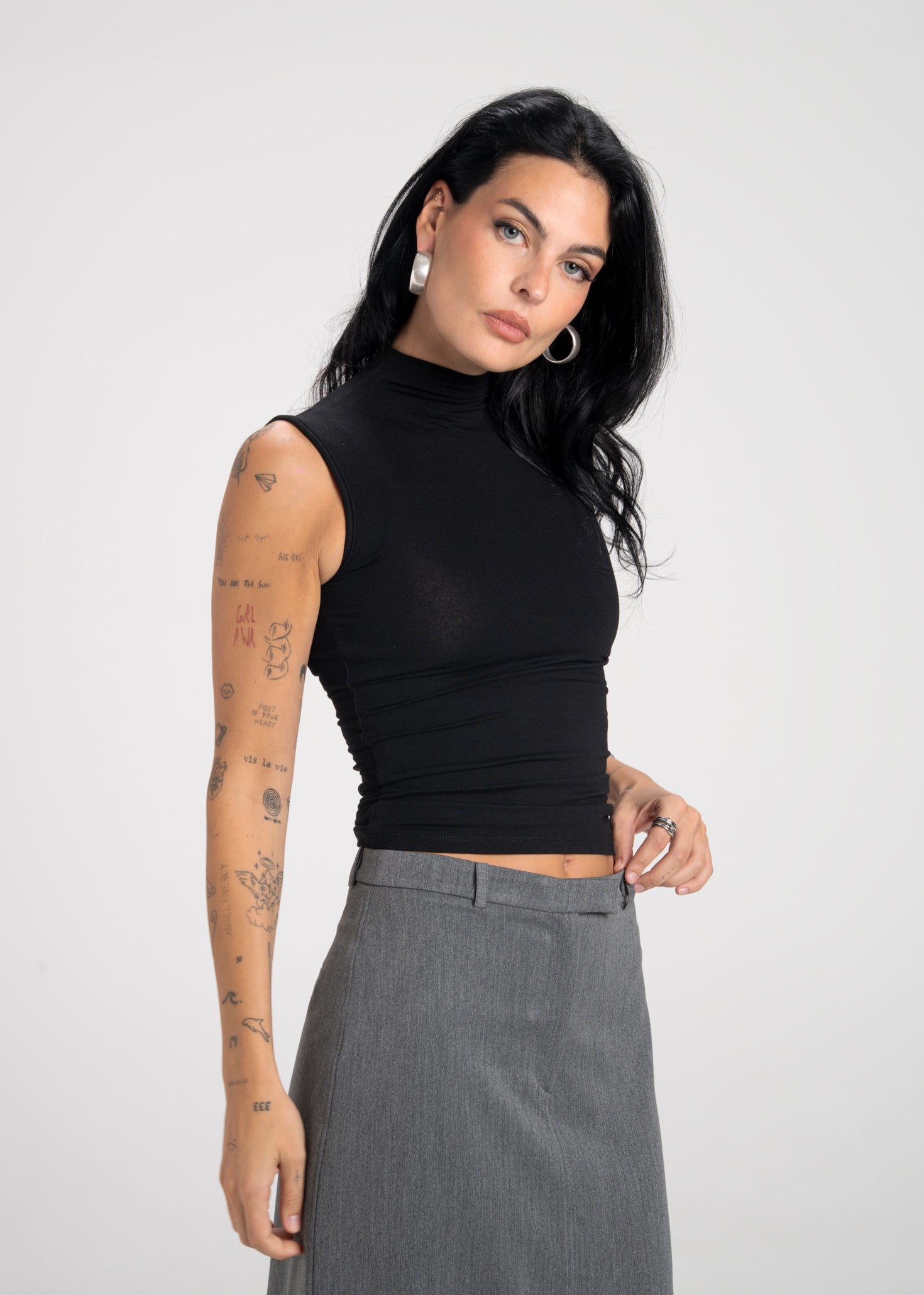 Petra Fitted High-Neck Top - Black