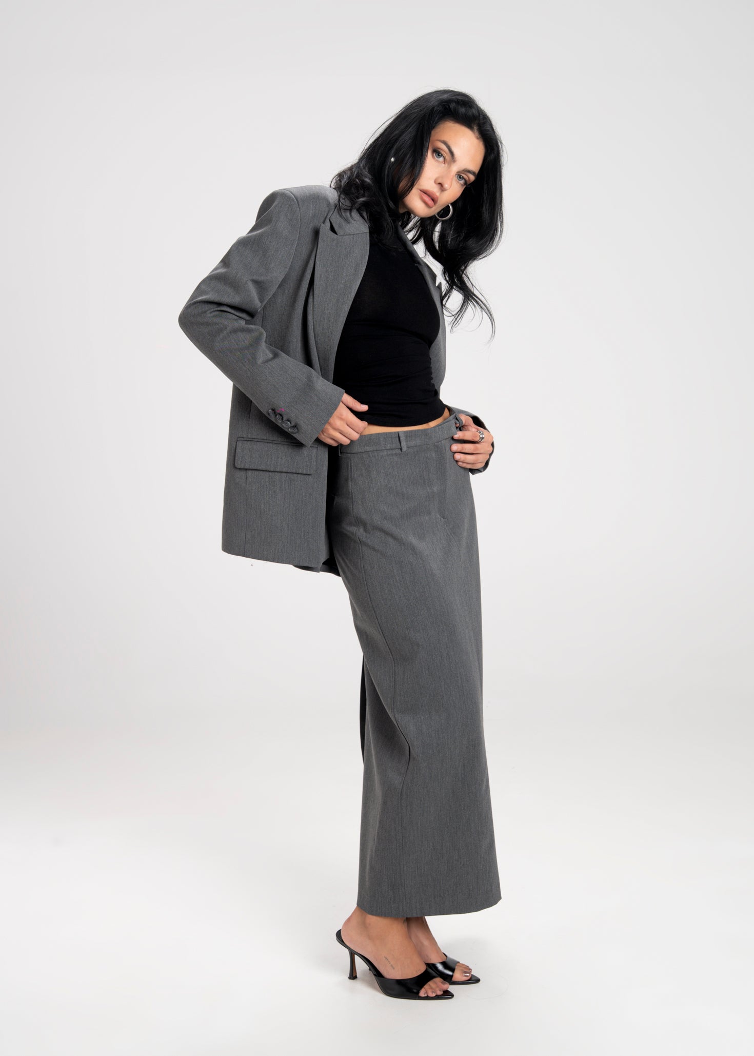 Keanu Tailored Mid-Waist Midi Skirt - Grey