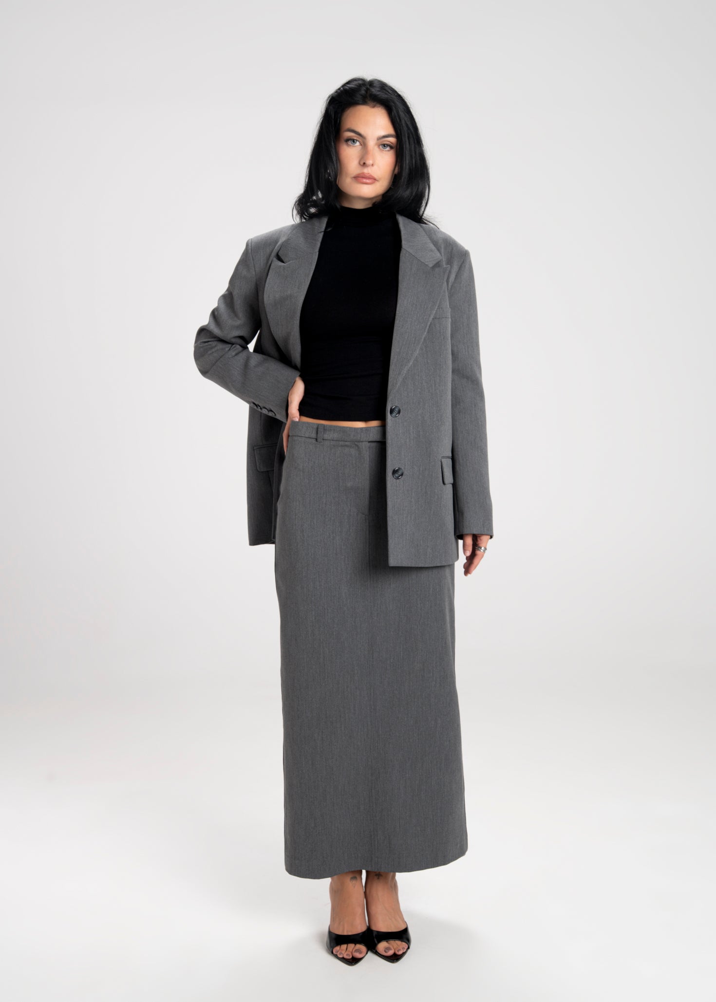 Keanu Tailored Mid-Waist Midi Skirt - Grey