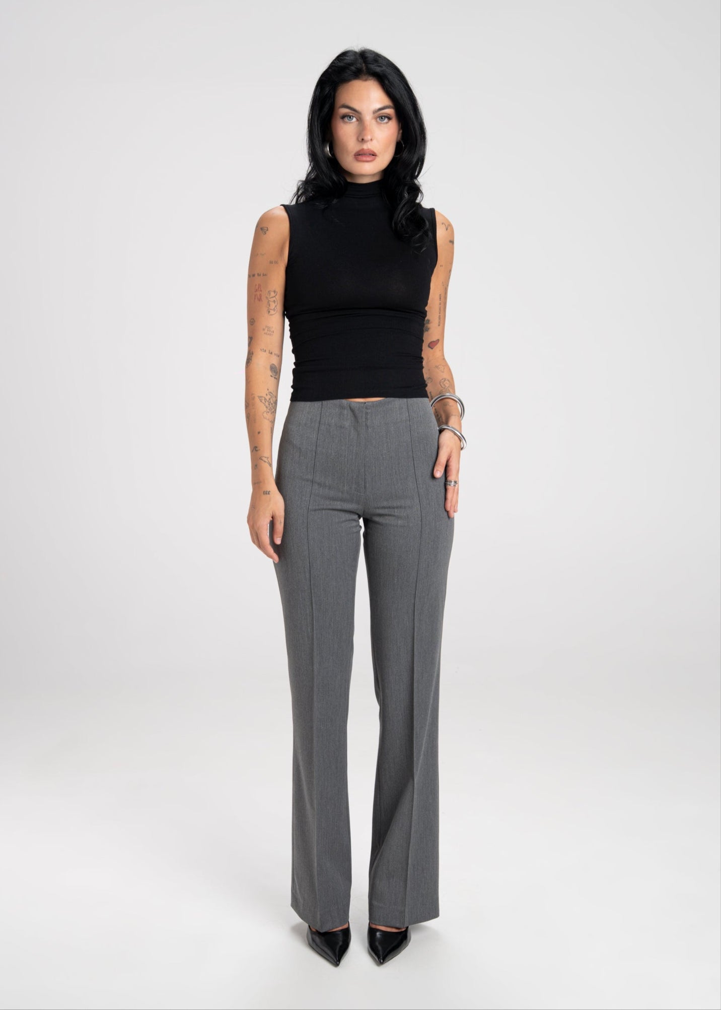 Petra Fitted High-Neck Top - Black