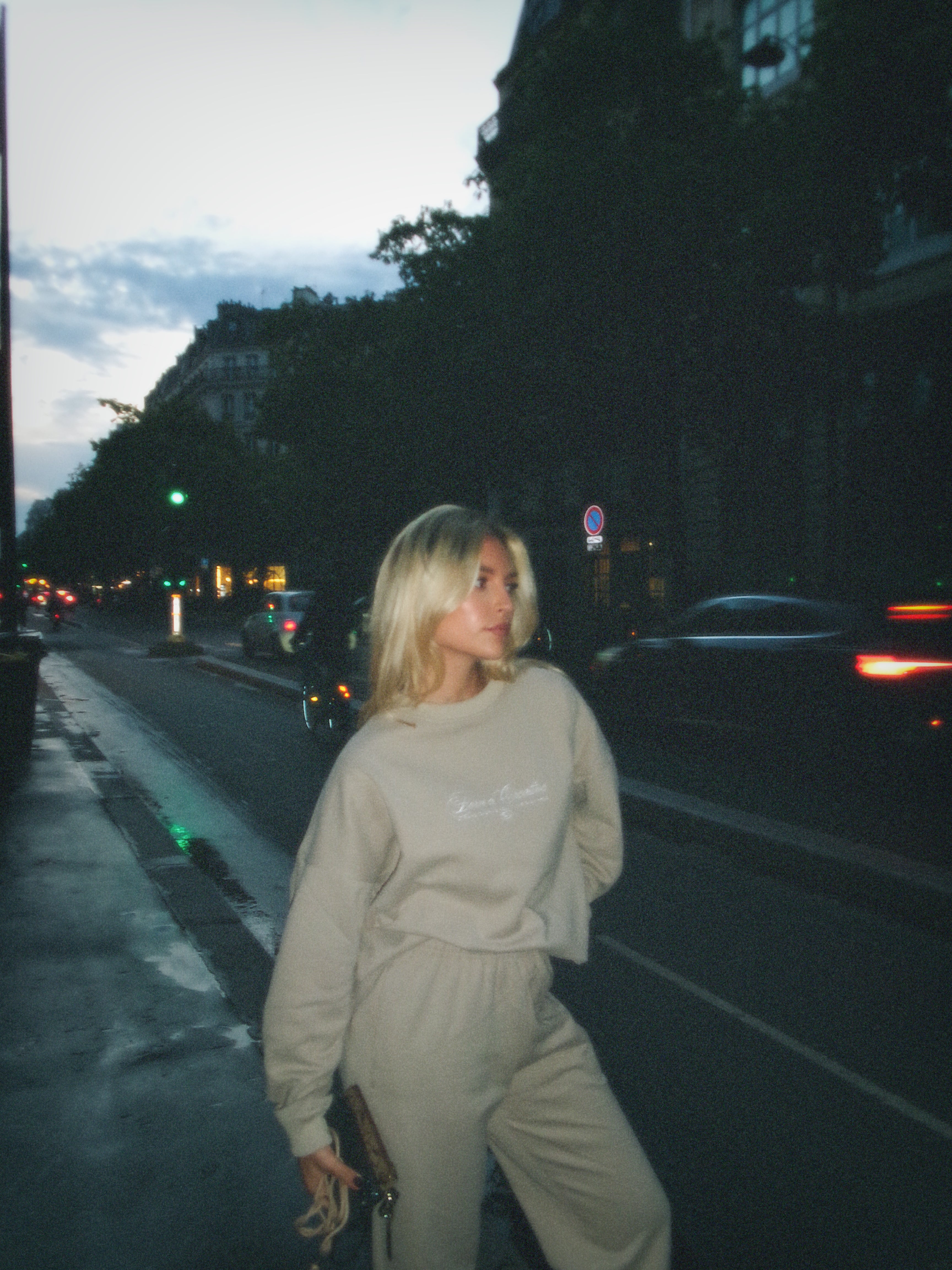 Comfort Zone Crewneck - Taupe