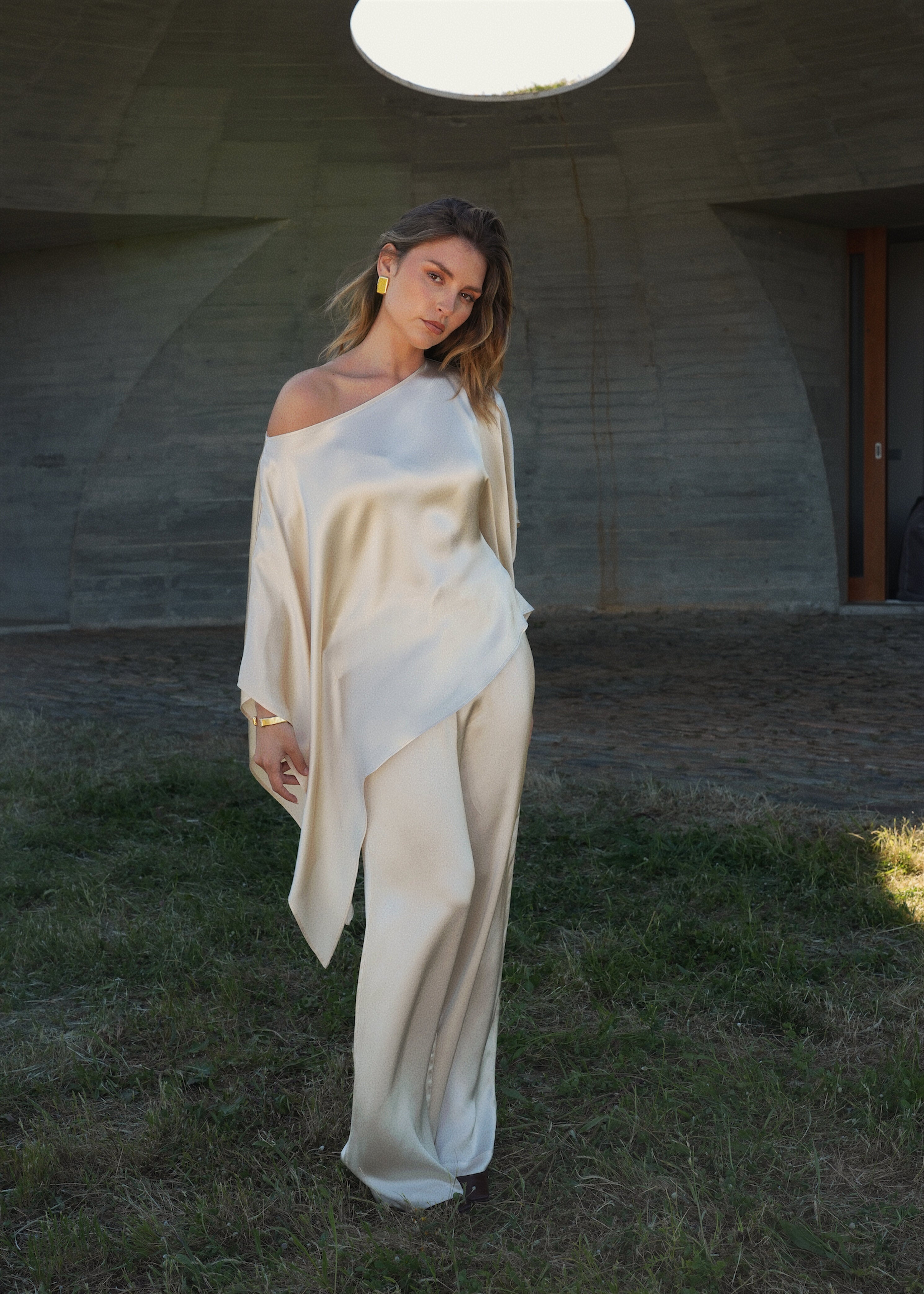 Giulia Satin Cape Top - Champagne