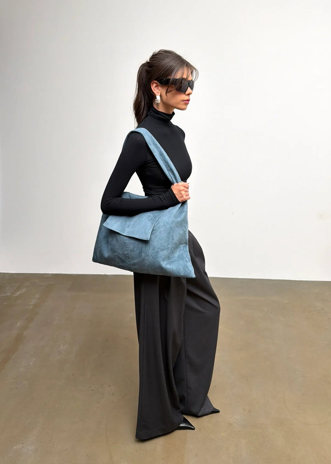 Ease Slouchy Shoulder Bag - Blue (Made to Order)