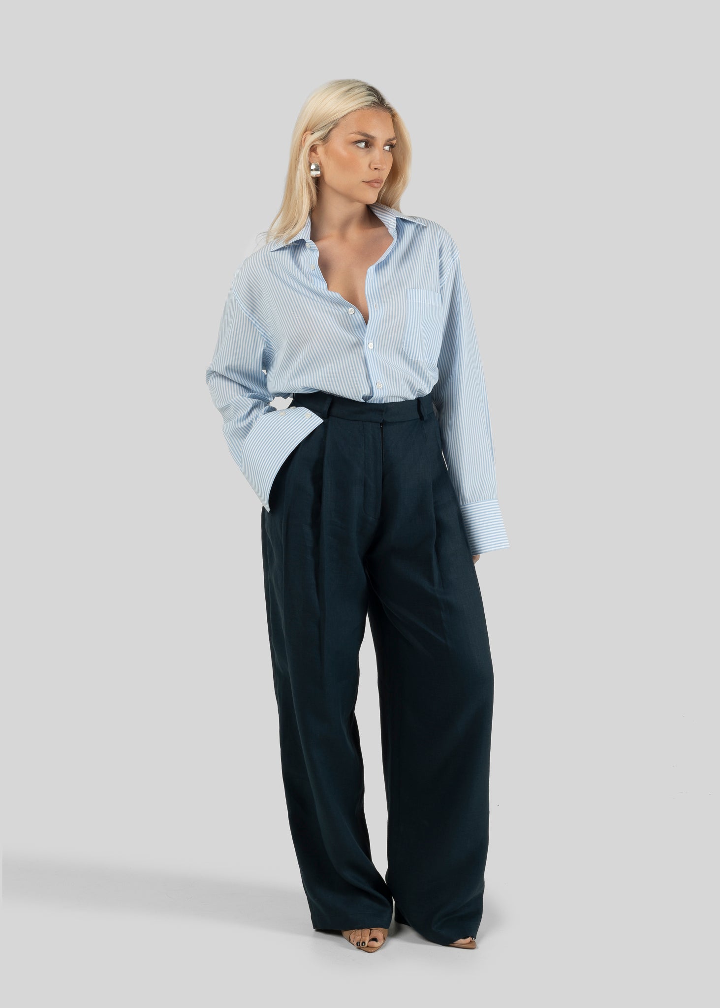 The Boyfriend Oversized Shirt - Blue & White Stripes
