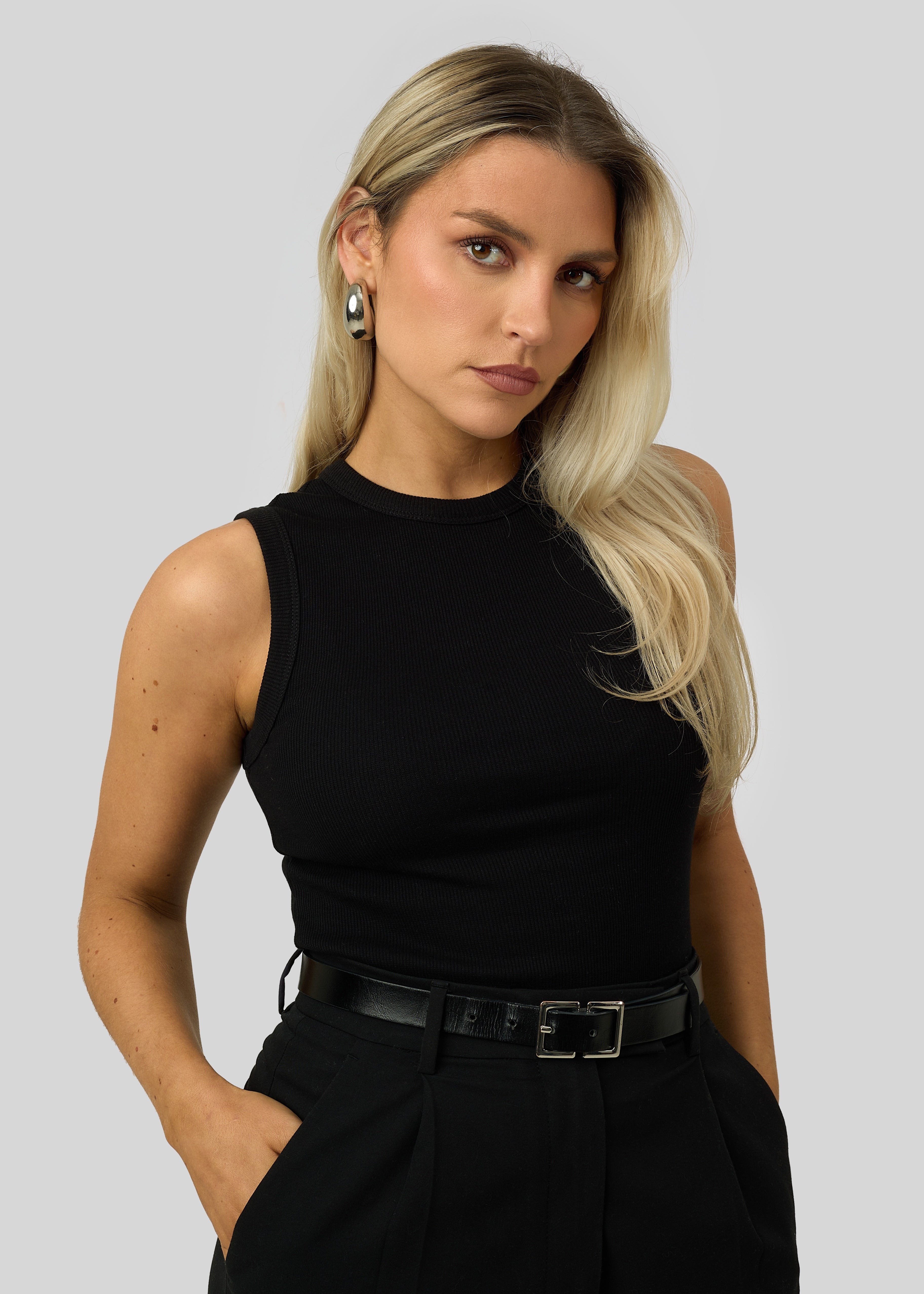 Kurt High-Neck Tank Top - Black