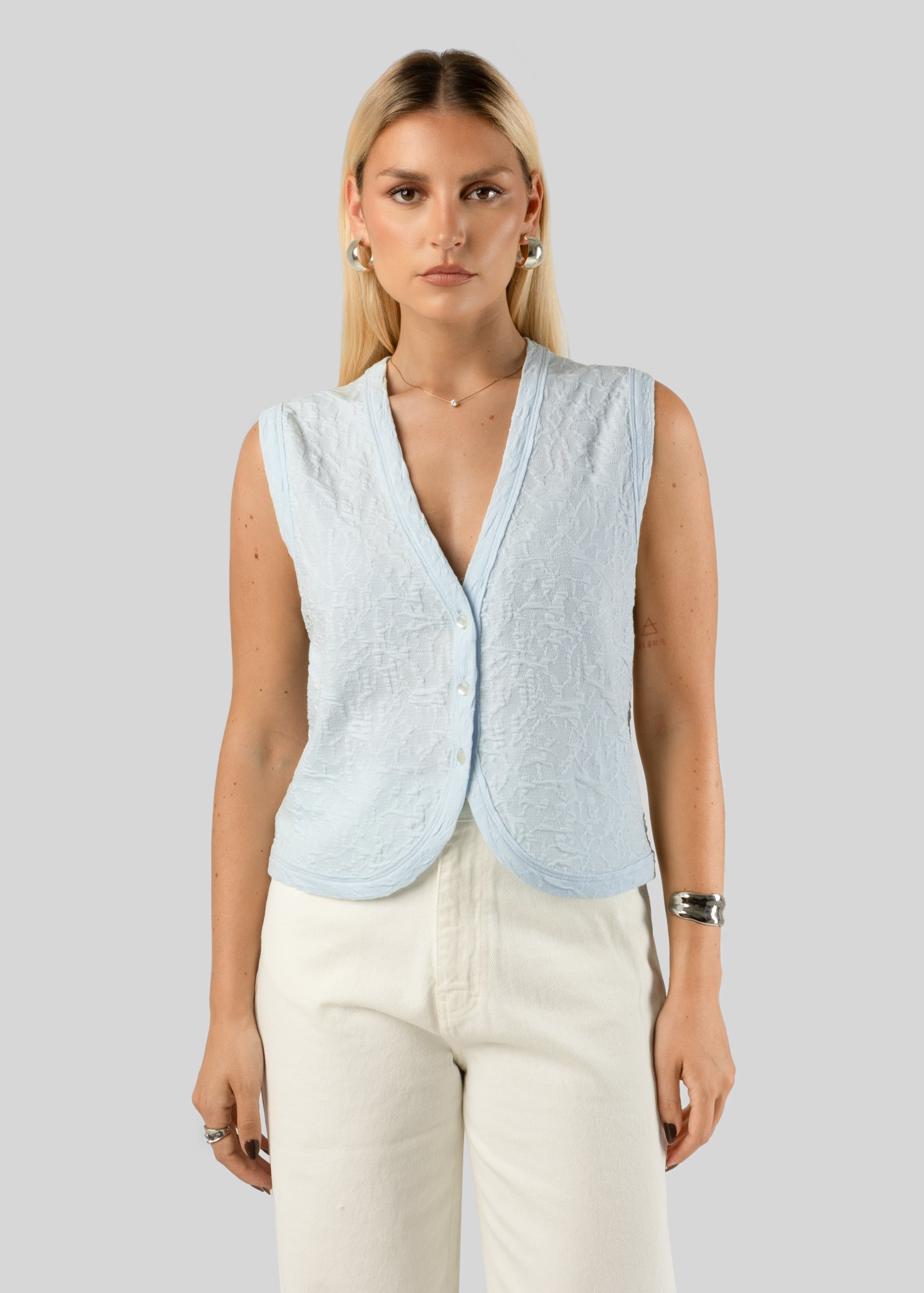 Cali vest Baby Blue