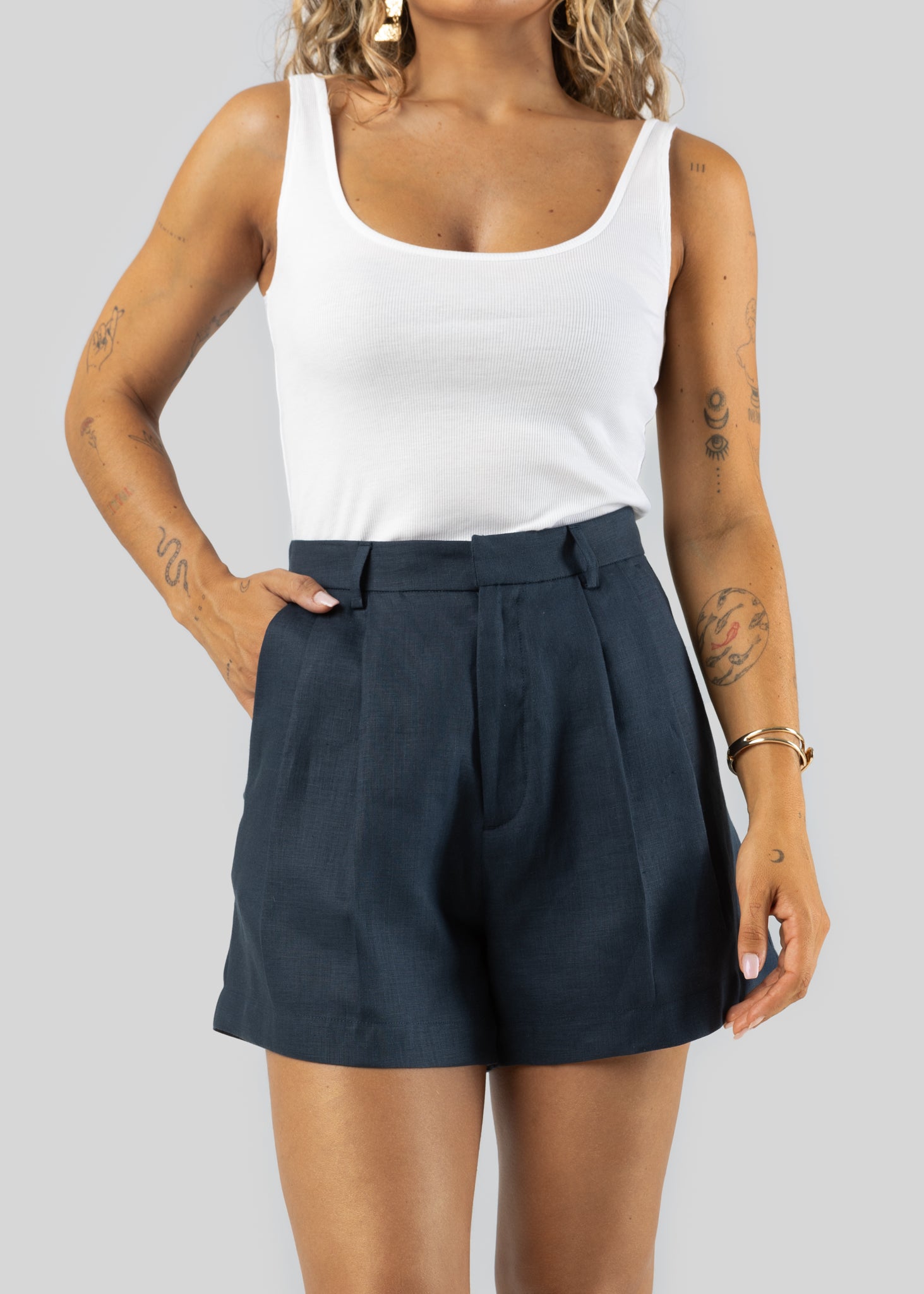Hannah Linen Shorts - Navy Blue