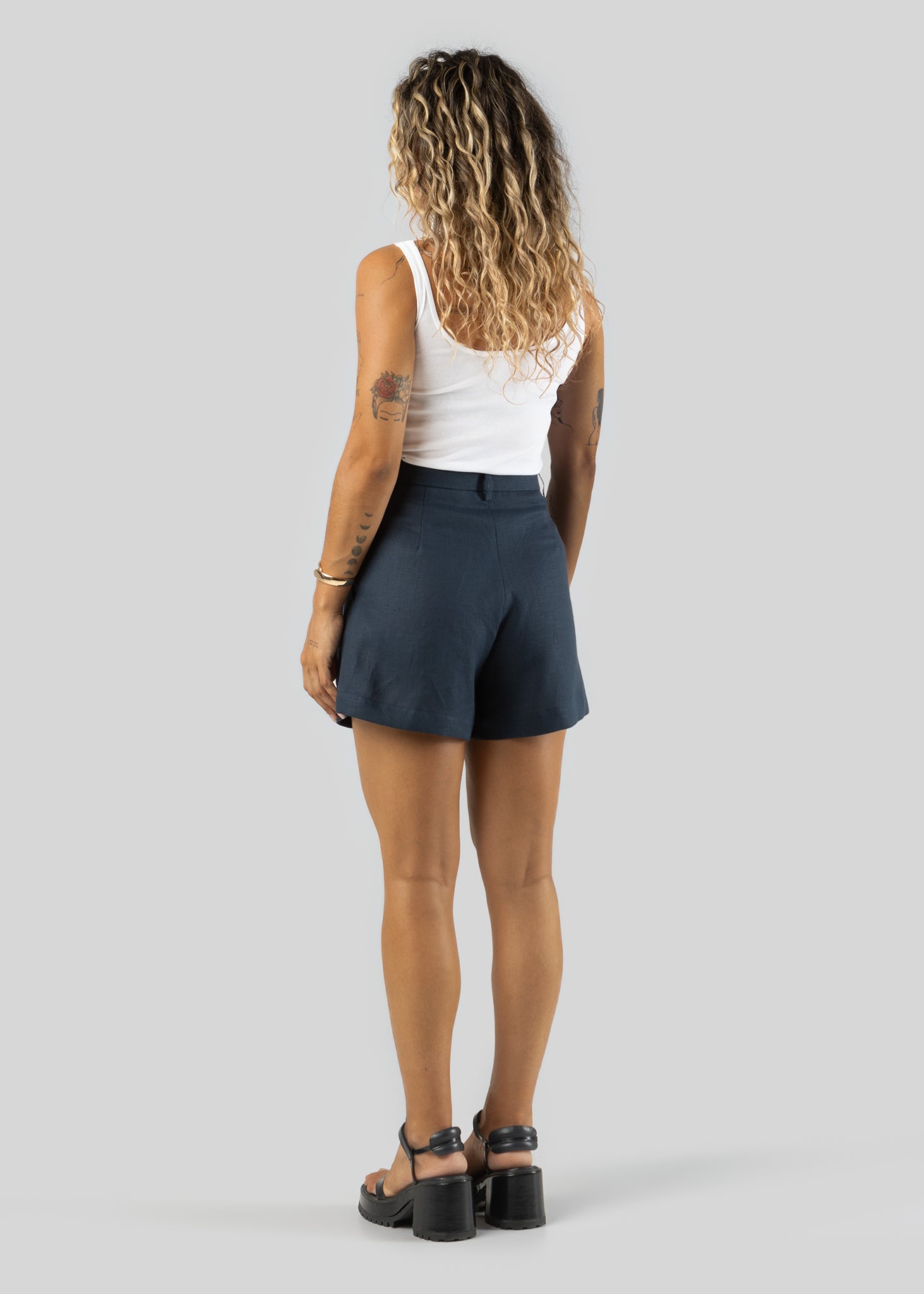 Hannah Linen Shorts - Navy Blue