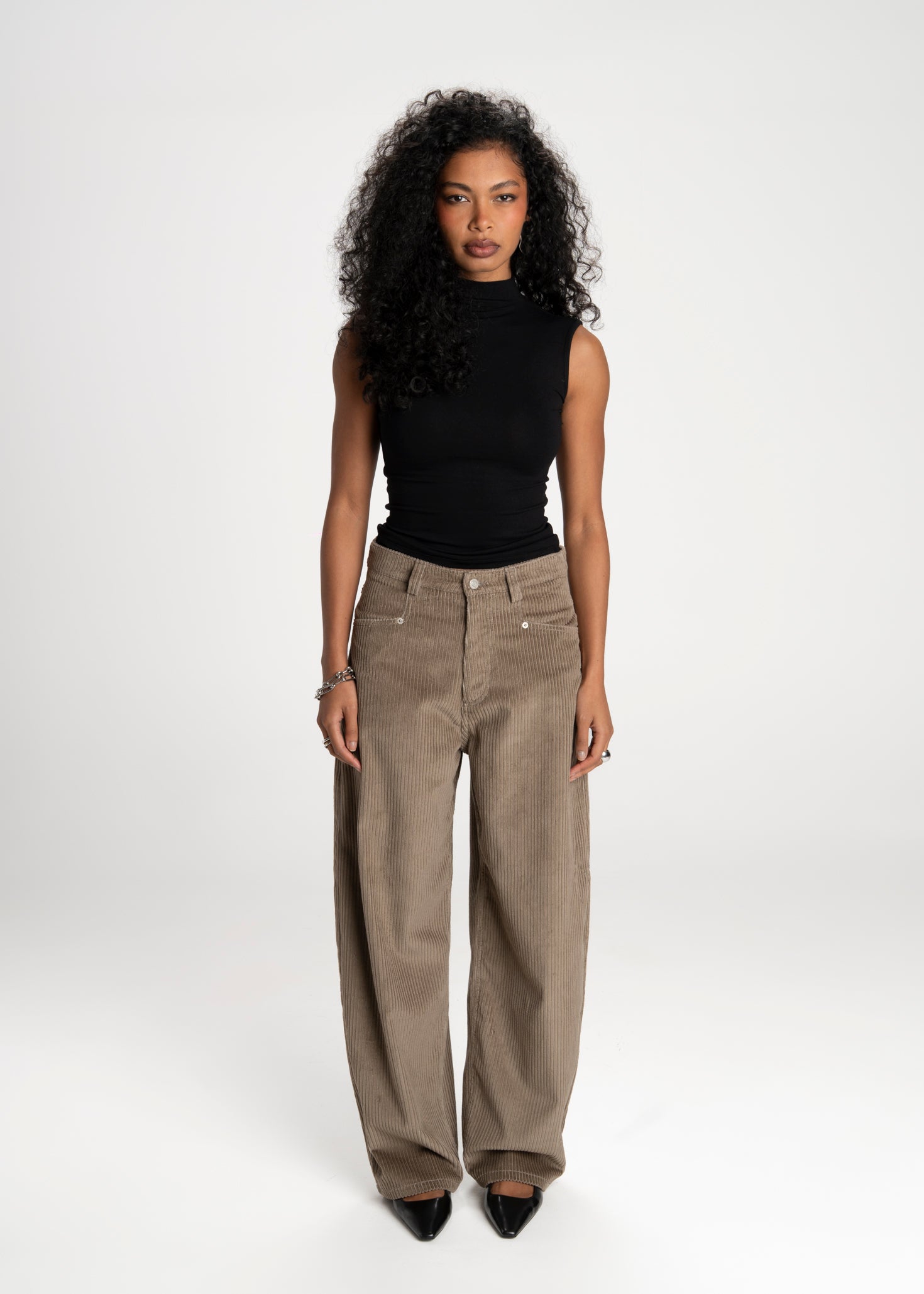 Ava Corduroy Barrel Trousers - Taupe
