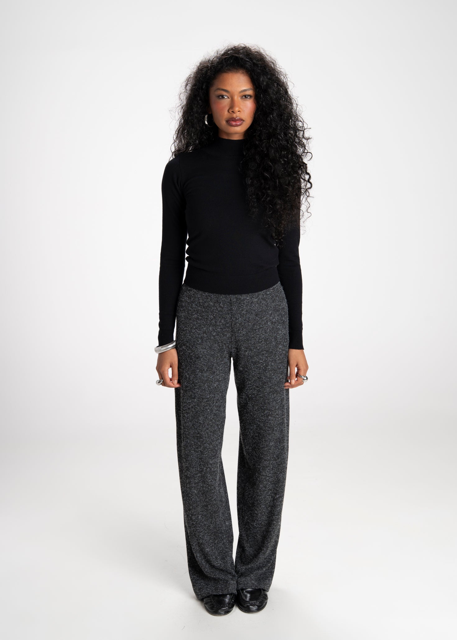 2nd Skin Knitted Mid-Neck Sweater - Black