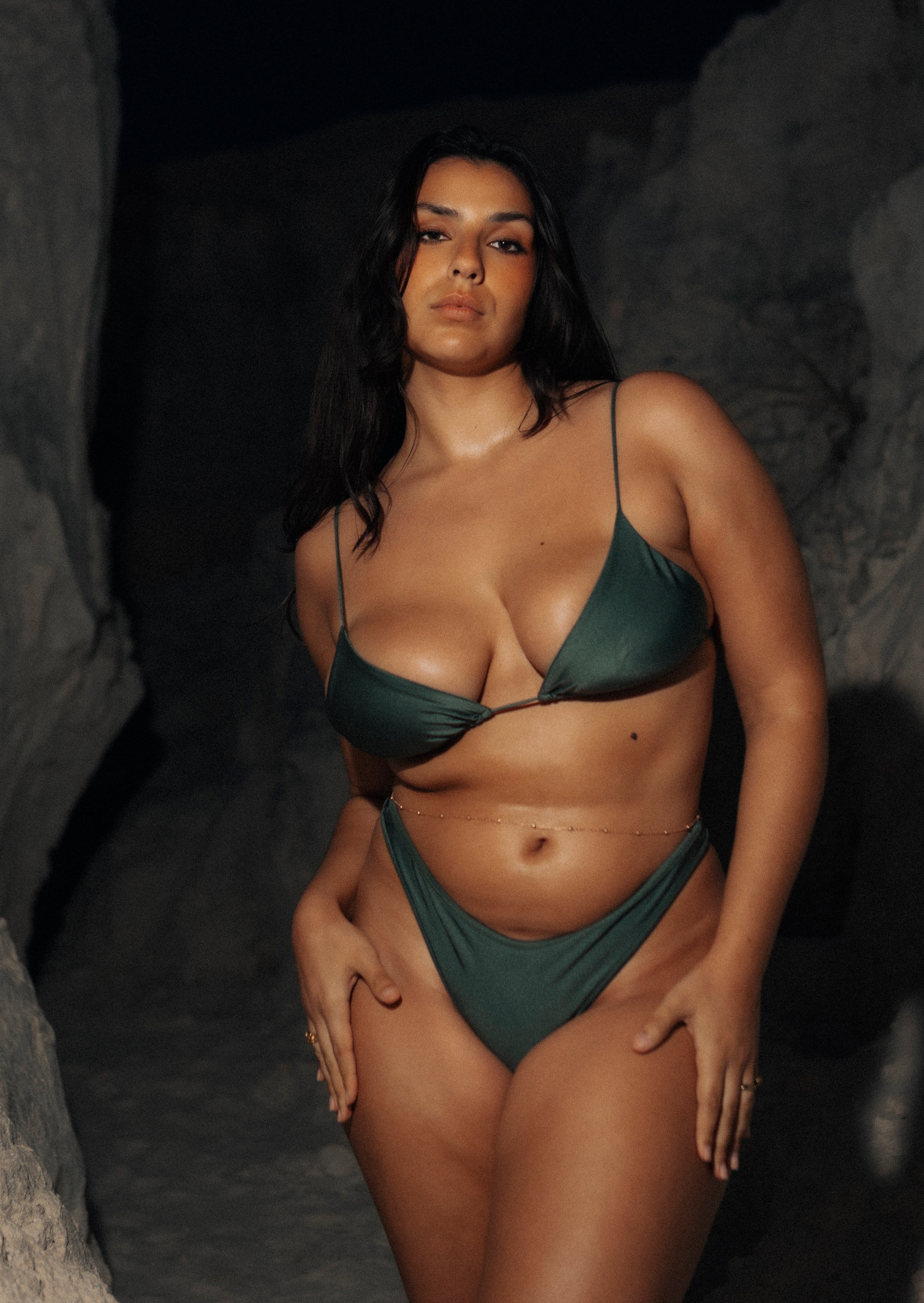 Chani V Cut Bottom - Green