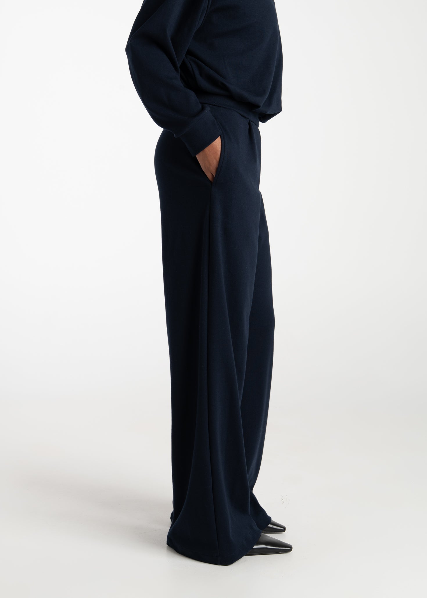 Legacy Straight Sweatpants - Navy