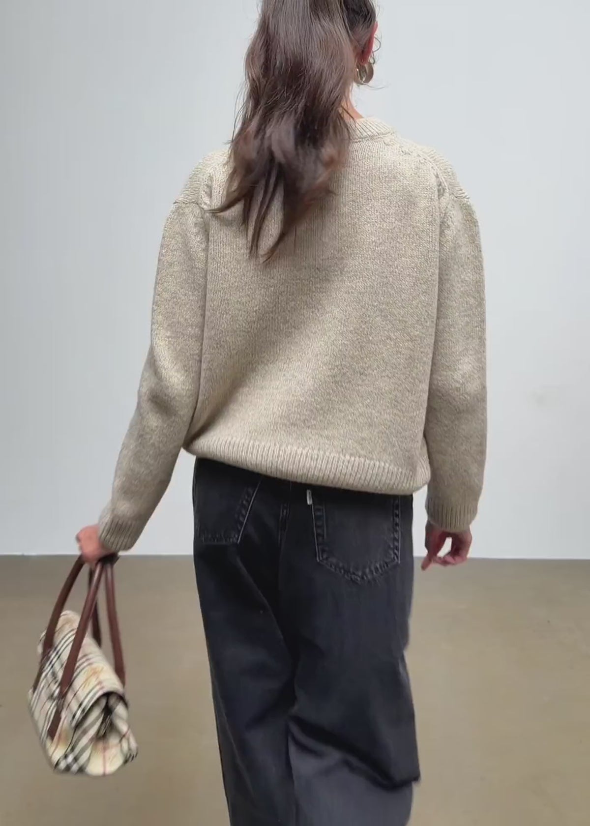 Zoe Oversized V-Neck Sweater – Oatmeal