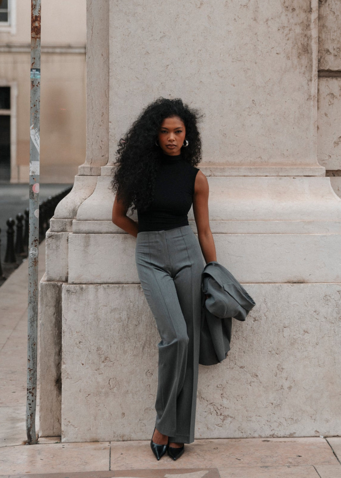 Petra Fitted High-Neck Top - Black