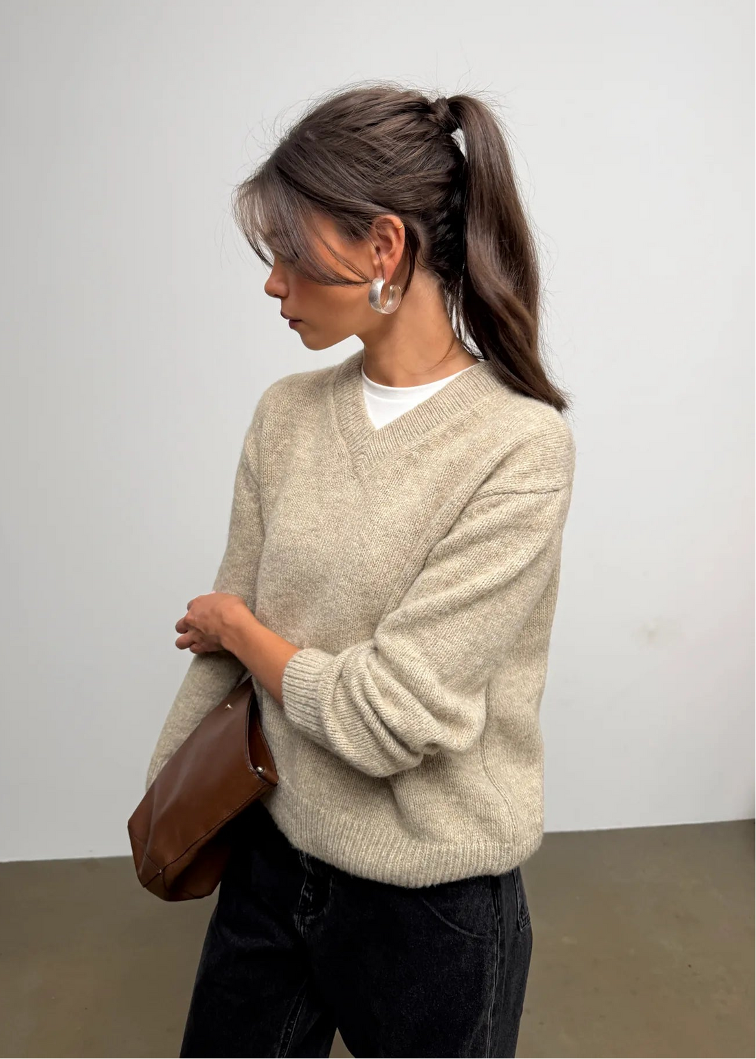 Zoe Oversized V-Neck Sweater – Oatmeal