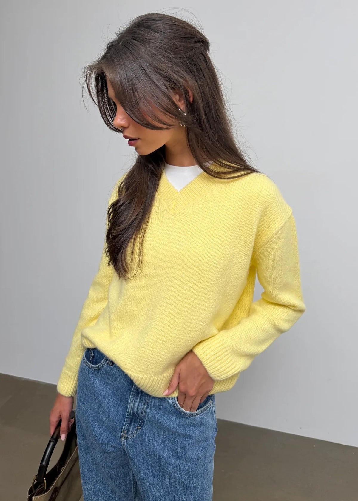 Zoe Oversized V-Neck Sweater – Yellow