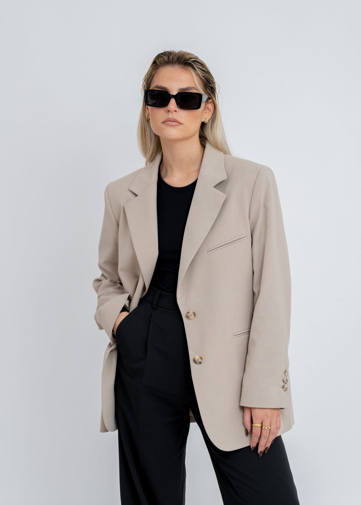 Enzo Tailored Blazer - Greige Limited Edition